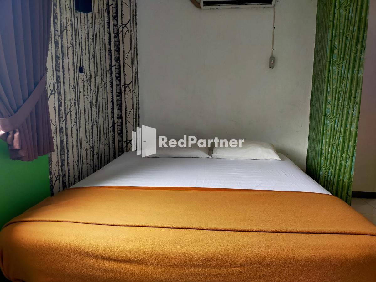 Hotel Ayu Lestari Ternate Redpartner Exterior foto