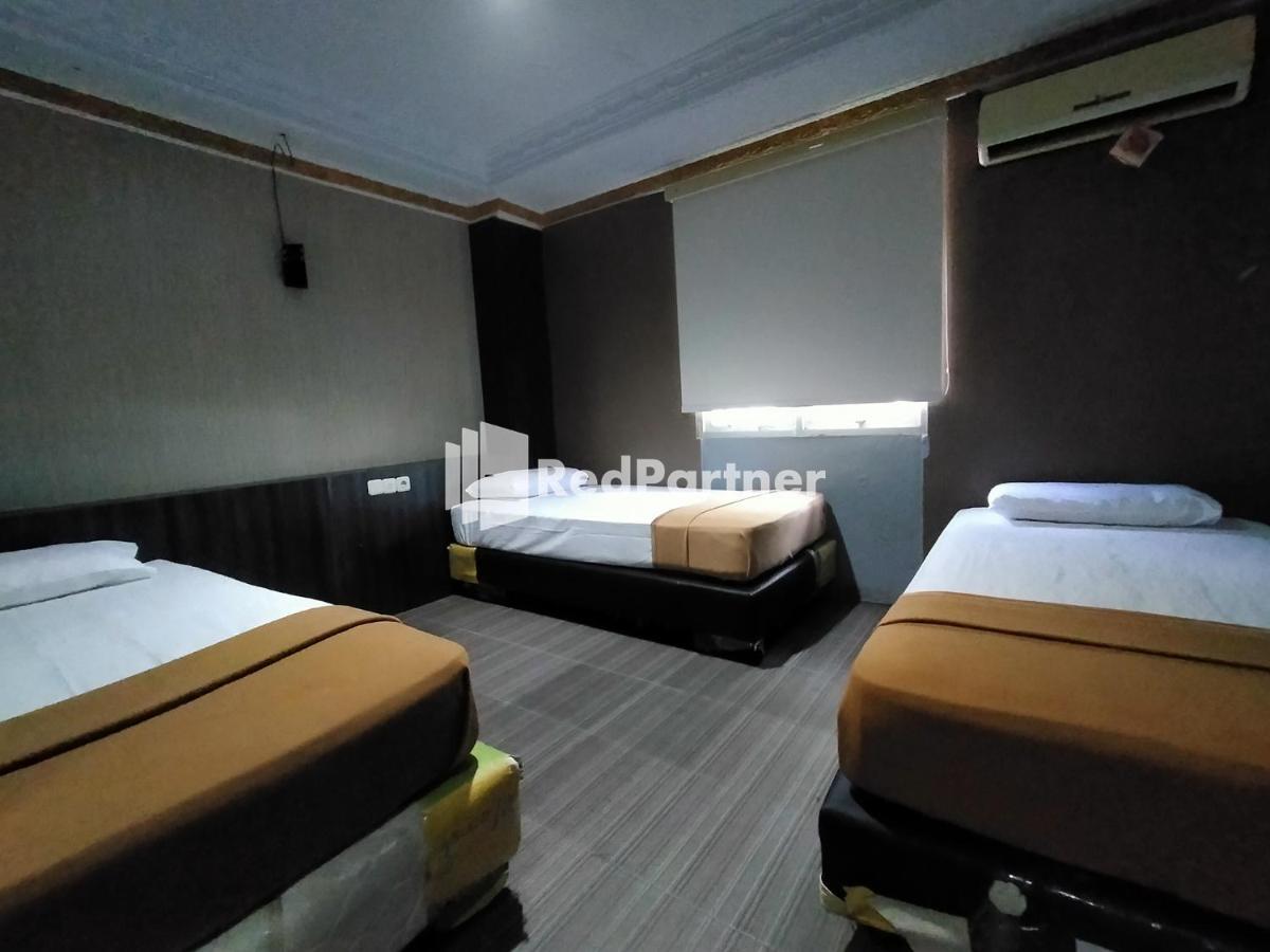 Hotel Ayu Lestari Ternate Redpartner Exterior foto