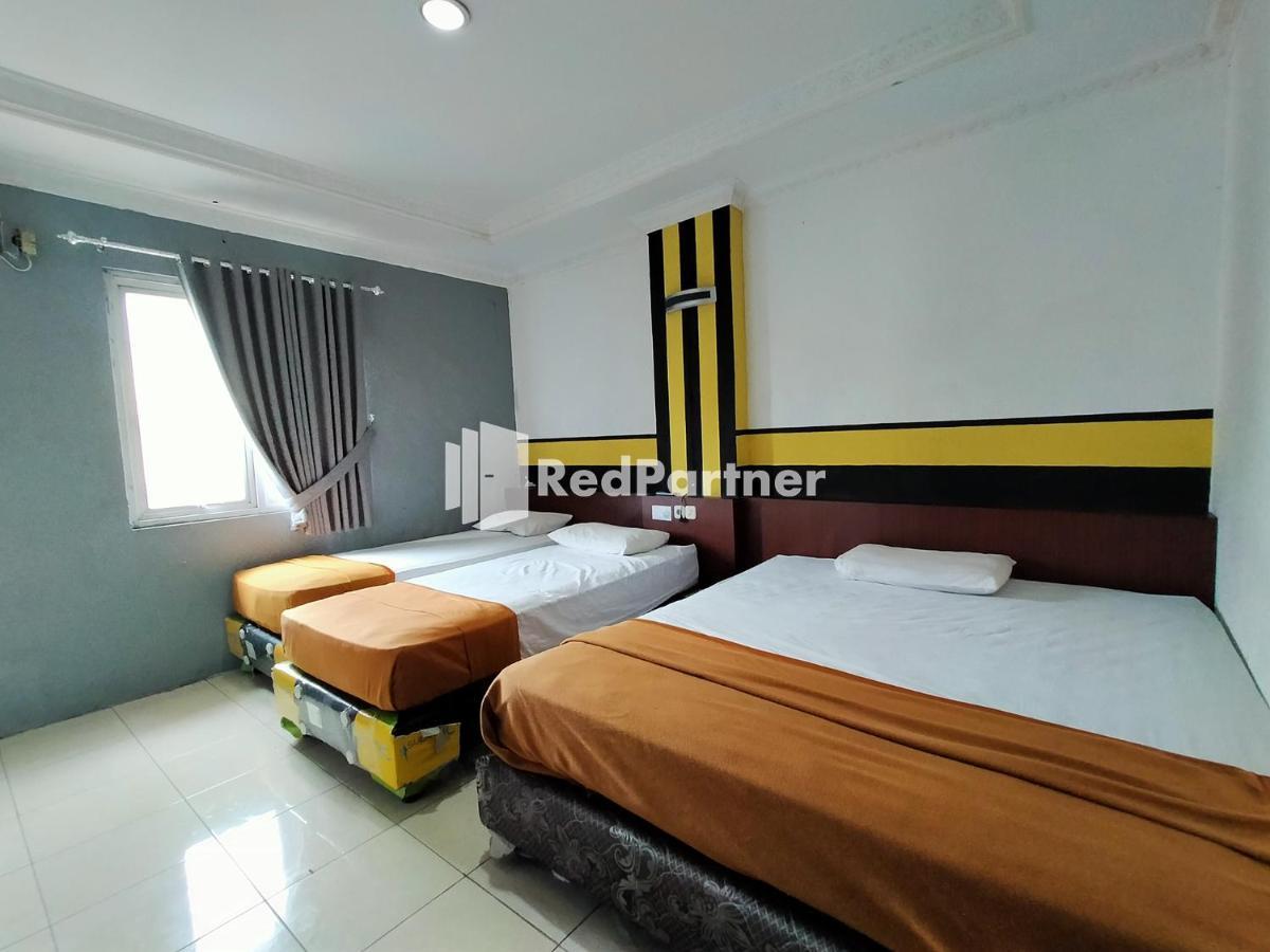 Hotel Ayu Lestari Ternate Redpartner Exterior foto